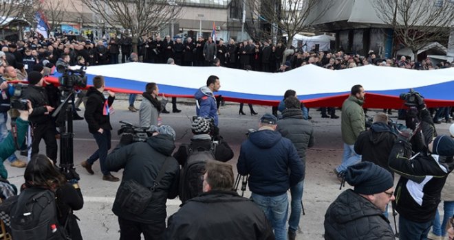 Zapadni mediji o Danu RS: Na ledenoj hladnoći slavili 'kontroverzni praznik' prkoseći Ustavnom sudu BiH...