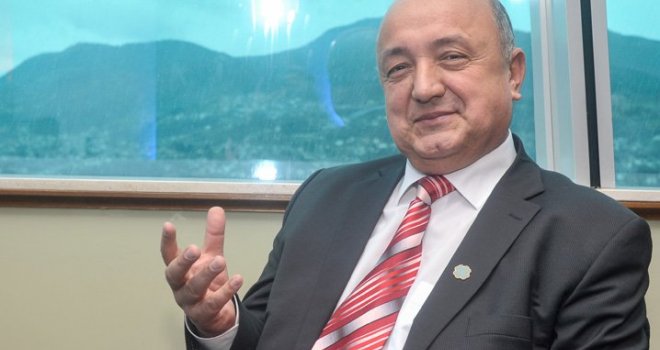 SBB uputio i zvaničan zahtjev Zvizdiću: Pokrenite postupak smjene Jusića