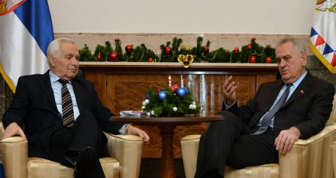 S ratnim zločincem uoči početka kampanje: Zašto se Tomislav Nikolić sastao sa Momčilom Krajišnikom?