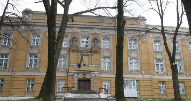 SIPA privremeno oduzela dokumentaciju iz Ministarstva odbrane BiH, istražuje se prodaja oružja