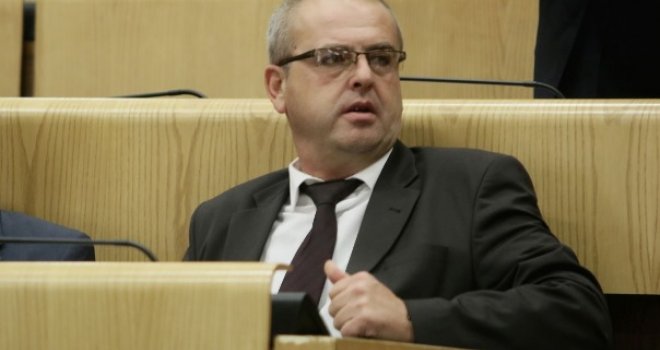 Beganović: Kada prodamo Telekom i Elektroprivredu šta nam ostaje?