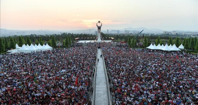 Erdogan u Ankari otvorio 'Spomenik šehidima 15. jula': 'Nikada neće biti oprošteno onima koji su...'