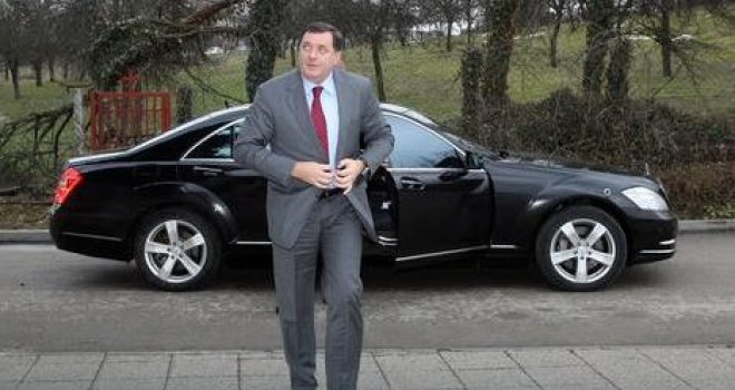 Dodik: Ne treba nama 'Dejton 2', već dogovor bez uplitanja stranaca!