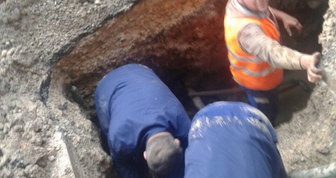 Veliki kvar na glavnom cjevovodu: Veći dio grada danas sa slabim pritiskom ili bez vode