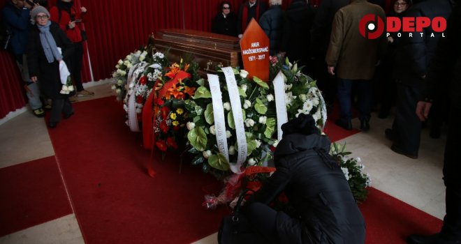 Sahranjen priznati bh. umjetnik Anur Hadžiomerspahić: Upozoravao je da smo izgubili osjećaj za humano i lijepo...