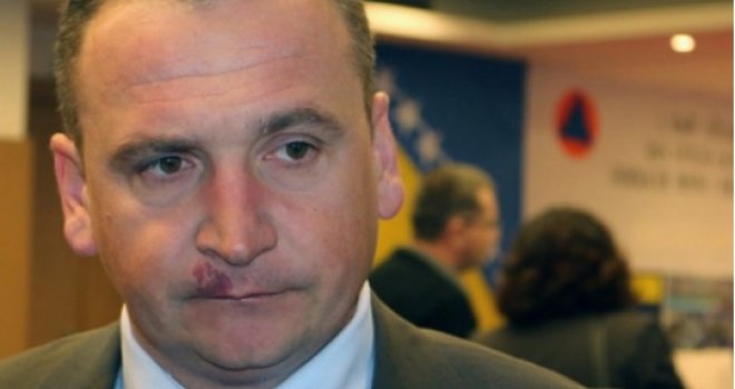 Solak: Od Dolac - Malte do Šamca tijela nema, možda će isplivati na površinu... Od sutra se smanjuje broj tragača...