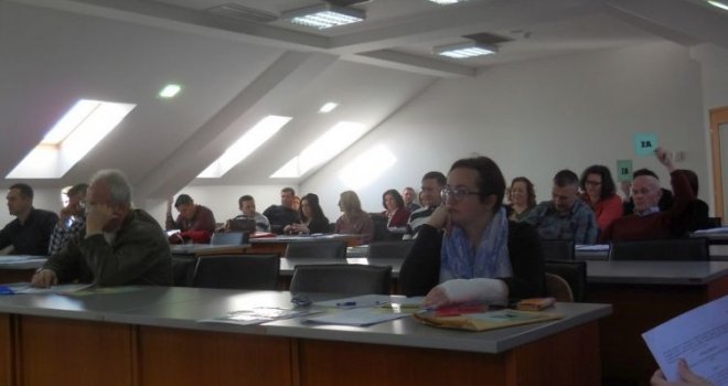 Haos na sjednici SDA u Livnu: Fizički obračuni i krvavi nosevi 