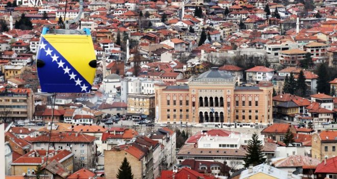33 kabine, kapacitet od 1.200 ljudi, vožnja traje oko 7 minuta: A evo šta slijedi u slučaju da sve stane