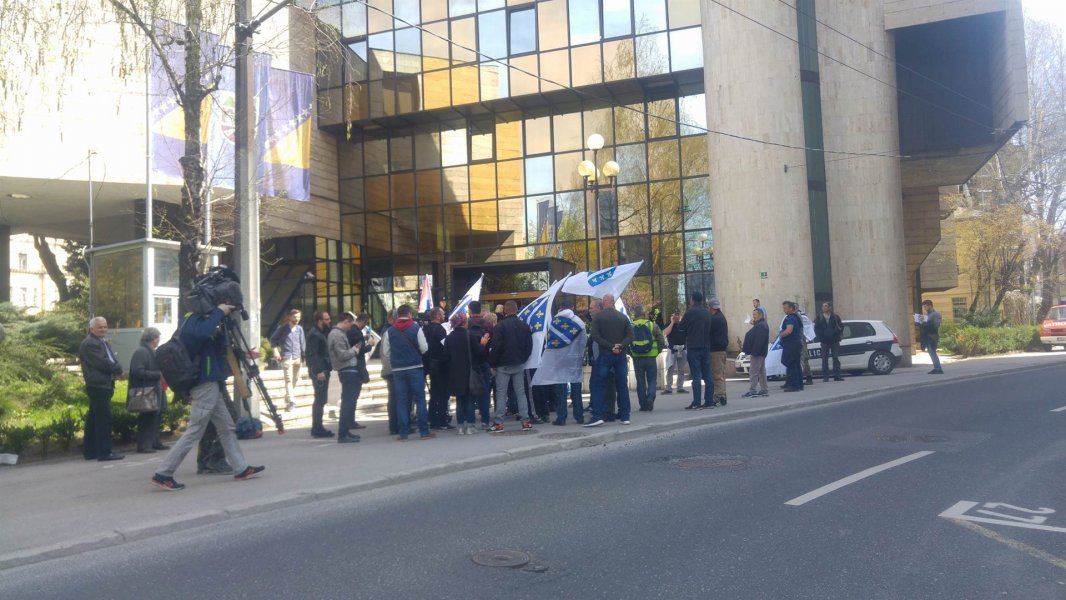 borci-parlament-fbih