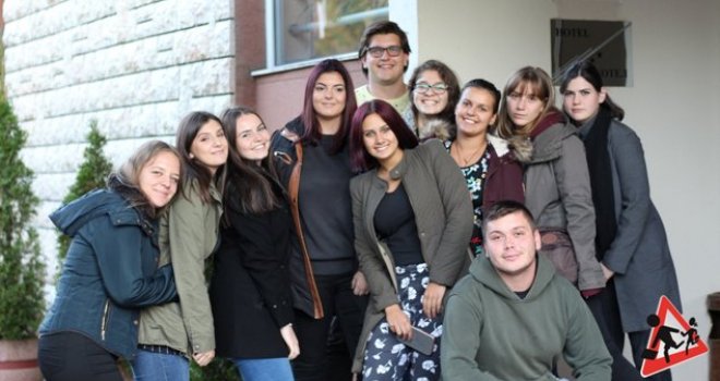 Samo da znate, nismo nasjeli na vaša predizborna obećanja: Srednjoškolci BiH poslali poruku zajedništva s Kozare...