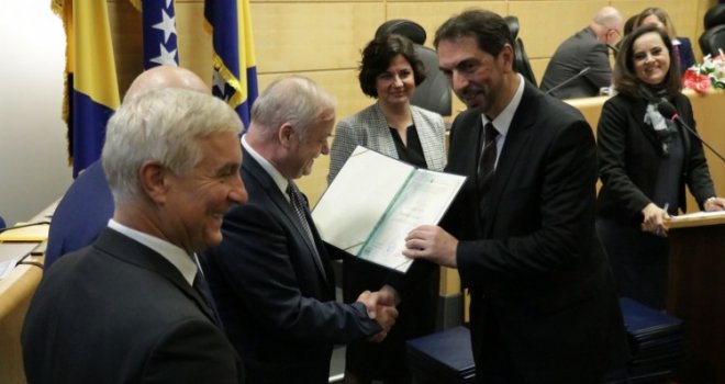 Uručeni certifikati poslanicima novog saziva Predstavničkog doma FBiH: Hoće li zastupnici opravdati povjerenje glasača?