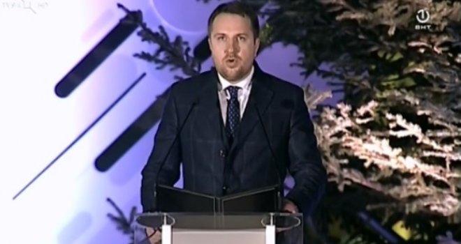 Abdulah Skaka nije mogao sakriti emocije: Zaista sam ponosan, Sarajevo je večeras ponovo centar svijeta!