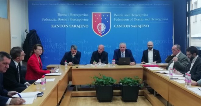 ESV će zatražiti povlačenje odluke o poskupljenju plina