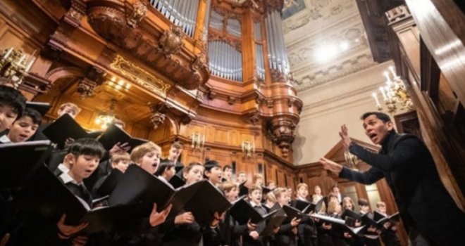 Sud odbio zahtjev djevojčice da pjeva u horu dječaka