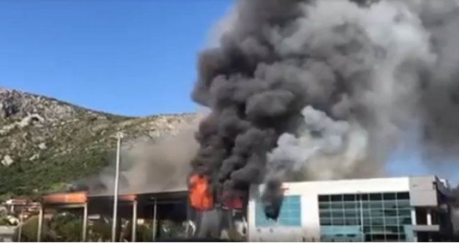 Veliki požar u Mostaru, gore prostorije judo kluba