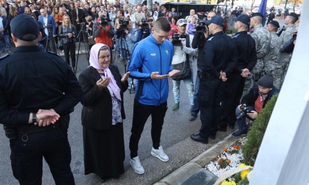 sehovic-vujinovic-spomenik-3