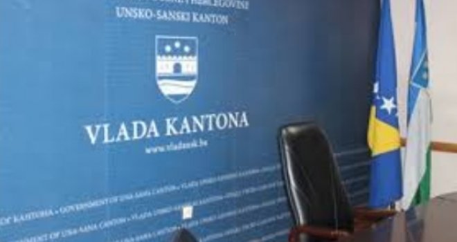 'Zaskočio' ga prvo policajac, a onda i portir: Novinar DW-a pokušao dobiti intervju sa premijerom USK, pa izbio skandal