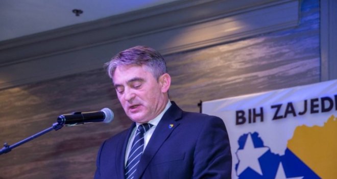 Komšić u Čikagu prisustvovao obilježavanju Dana državnosti BiH: Ako hoćete da znate da li ste donijeli pravu odluku, poslušajte puls naroda