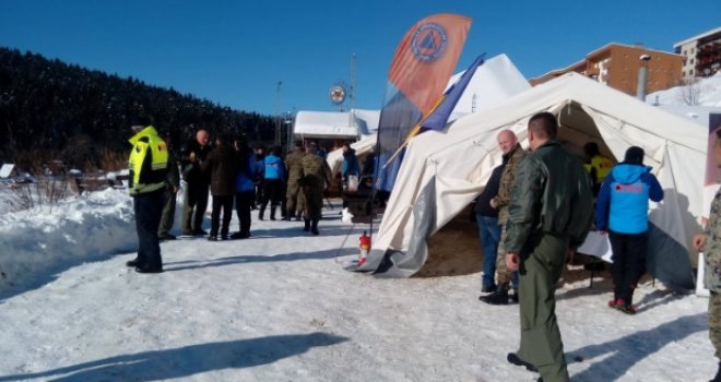 Devetogodišnja djevojčica pala sa sanki na Bjelašnici, zadobila frakturu lobanje: Gdje je bila Hitna pomoć?