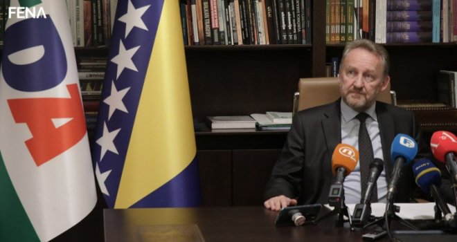 Izetbegović: Šta je ova ekipa uradila osim što su imali lijepih ideja