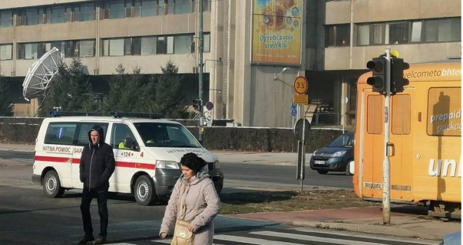 Umrla žena kojoj je pozlilo u tramvaju, putnike sa Ilidže voze autobusi