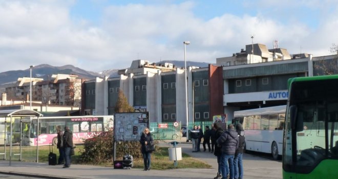 Babić Biss-tours i Prevoz putnika Zavidovići preuzimaju javni prijevoz u Zenici