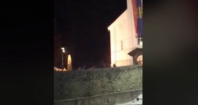 Primitivizam u Srebrenici: Četničko divljanje u Potočarima... ukaljaše obraz čestitim Srbima, i na sramotu samom Hristu!