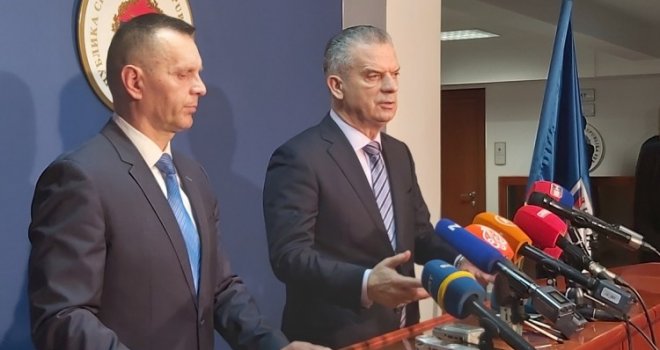 Radončić: Mjere su važne, dali smo vremena ljekarima da se pripreme... Lukač: Ako zatreba, biće rigoroznije!