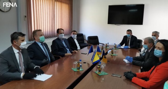 Novalić i Izebegović u posjeti BPK Goražde: 'Ima dvostruka suma da se odvoji, nastavlja se spajanje Goražda i Sarajeva'