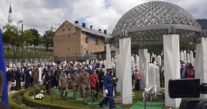 Učenjem Fatihe odata počast prvom predsjedniku BiH, Aliji Izetbegoviću