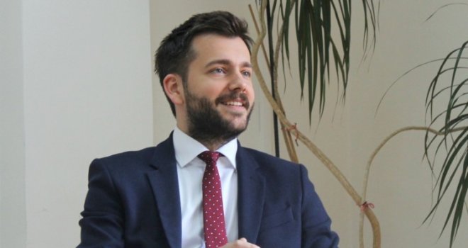 Šta stoji iza fiskalne krize u KS: Pare u Sarajevu nisu problem, para nema