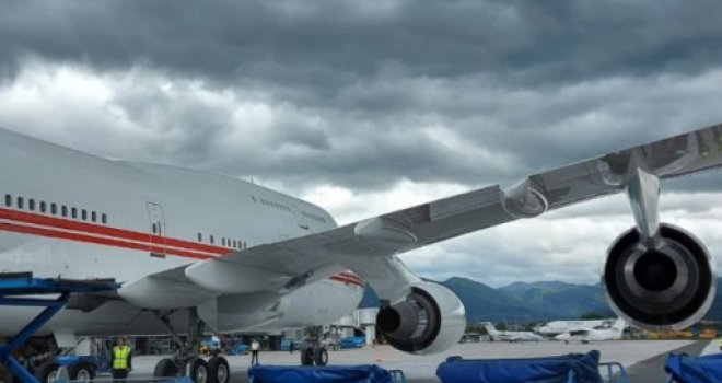 Ništa od 'nesuđenih' respiratora: Avion iz Emirata ipak je sletio u Sarajevo, ali je pomoć namijenjena Crnoj Gori!