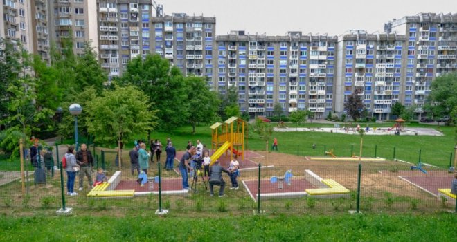 Sarajevo dobilo novo dječije igralište, načelnik obećao da uskoro slijedi otvaranje još jednog