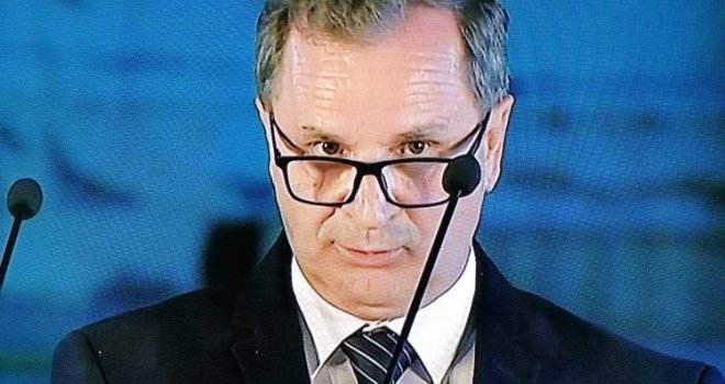 Fejzić nakon komemoracije u Srebrenici: Nadam se da će i negatori genocida doći svijesti i reći pravu istinu!