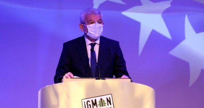 Džaferović: Tog ljeta '93. agresor nije zatvorio obruč oko Sarajeva, jer je naspram sebe imao herojsku Armiju RBiH!