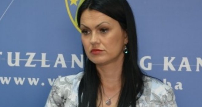 Devet osnovaca i dva profesora pozitivni na koronavirus