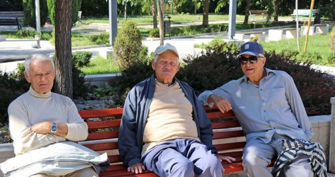 Kako i na koji način penzioneri mogu raditi, a ne izgubiti ranije stečena prava