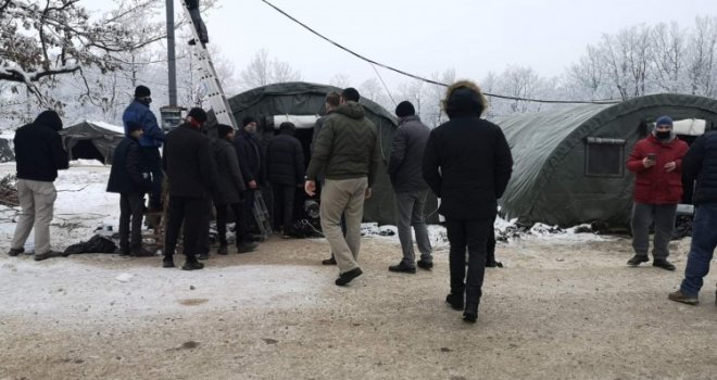 Ministar Cikotić u kampu Lipa: 'Riješeno grijanje, šatori spremni, ovo je trenutno najbolje moguće rješenje'