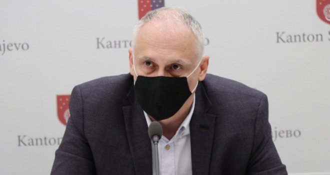 Vranić: Ulazimo u treći val pandemije... Pregovaramo sa AstraZenecom, u planu i otvaranje škola!