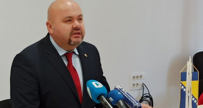 Odgovor Saudina Sivre: 'Prestanite iznositi neistine i djecu sa poteškoćama u razvoju koristiti za lične ili političke obračune!'