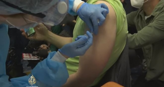 Vakcina-turizam je novi hit: Građani Njemačke putuju u Rusiju da se vakcinišu