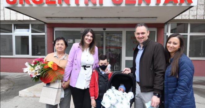 Porodilja Anesa s težim oblikom korone uspješno izliječena u Općoj bolnici