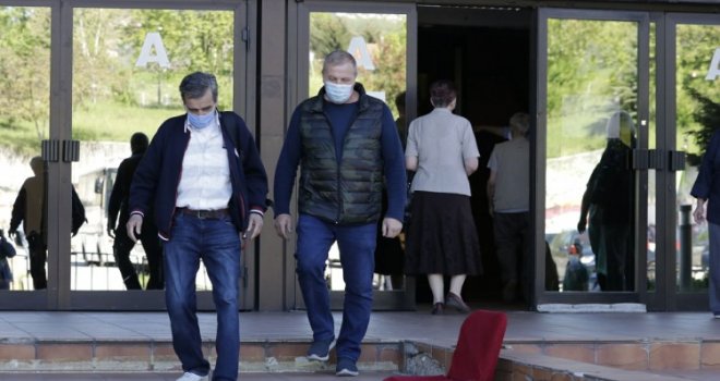 U ponedjeljak u Zetri vakcinacija pripadnika sigurnosnih agencija, od utorka nastavak imunizacije stanovništva