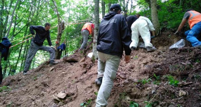 Ekshumacija na području Kalinovika - Pronađeni posmrtni ostaci sedam žrtava