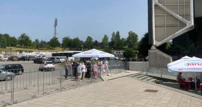 Nastavlja se imunizacija: Pred Zetrom tek rijetki građani, evo koje su vakcine na raspolaganju