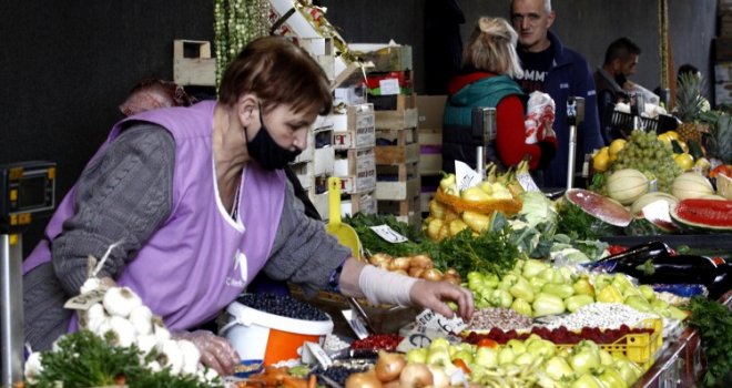 SDP: Zaustaviti divljanje cijena osnovnih životnih namirnica