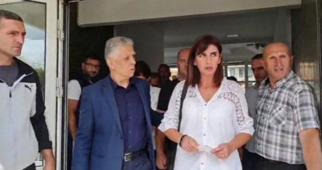 U Srbiji privedena učiteljica koja je umjesto 'Bože pravde' đacima pustila 'Ja sin sam tvoj'