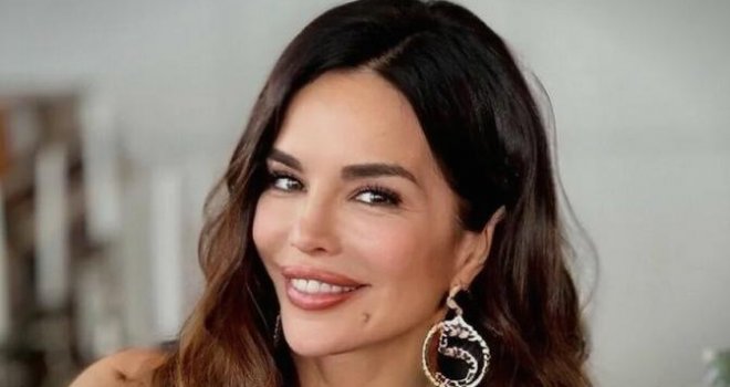 Ona stvarno ne stari: Severina se skinula u kupaći i usijala Instagram svojim isklesanim tijelom