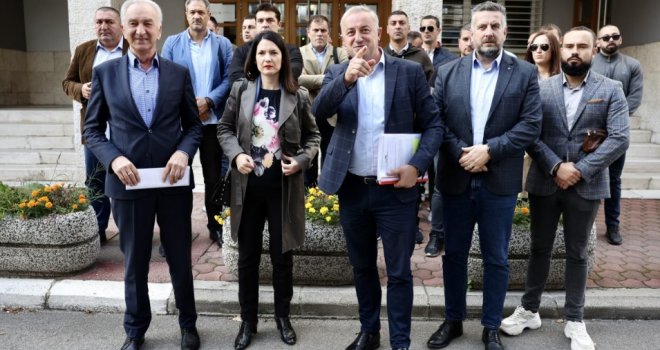 Danas u Sarajevu: Dvije Trojke potpisuju Platformu za mir, stabilizaciju, evropsku budućnost i ekonomski napredak BiH 