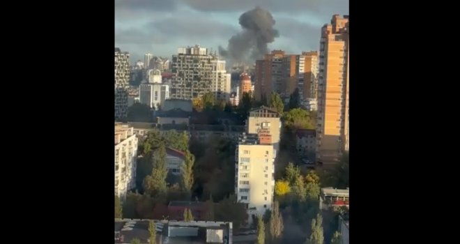 U Kijevu se od jutros čuju eksplozije na više lokacija, ima poginulih i povrijeđenih